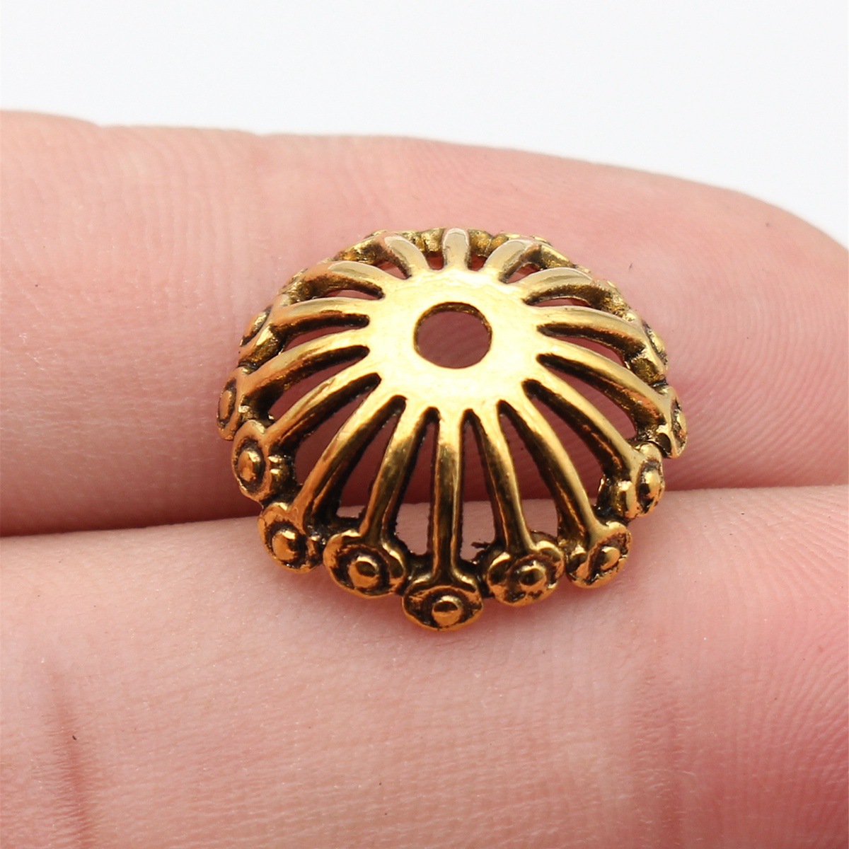 Große Übergroße Blumenkappen-A – Bead Cap Flower Bewertung und Preis